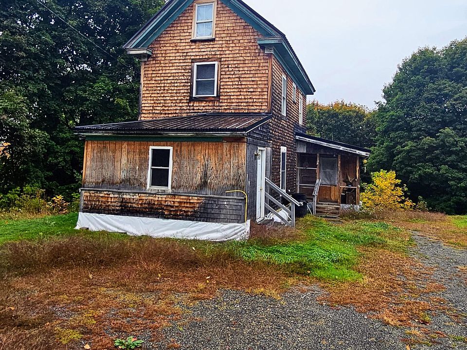4th image of 76 Riverside Street