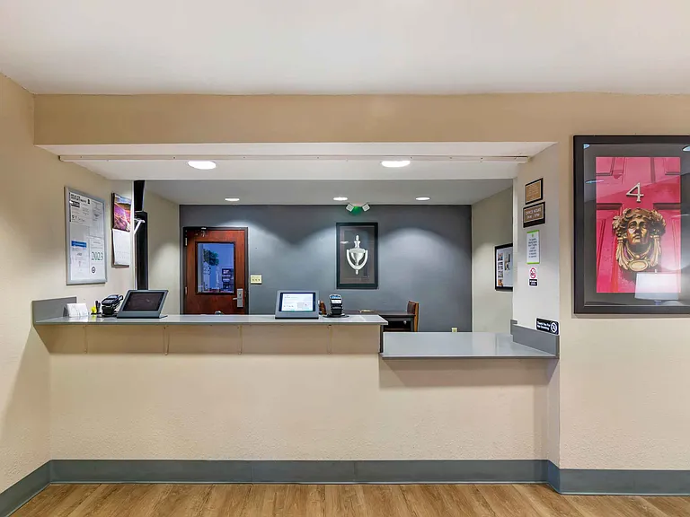 Lobby and Guest Check-in