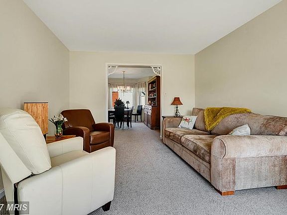 2nd image of 6412 Waterdale Ct