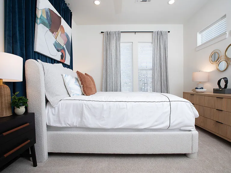 Oasis at Round Rock Bedroom