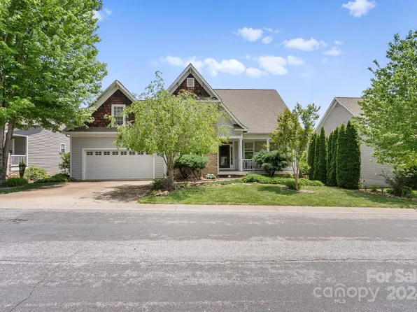 213 Nut Hatch Loop, Arden, NC 28704