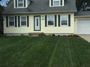 9240 Elaine Dr, Swartz Creek, MI 48473