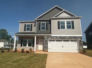 903 Gibbs Rd, Wellford, SC 29385