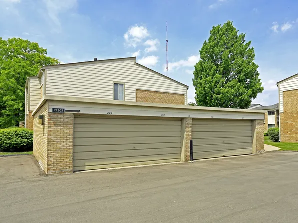 Legacy Place Apartments - Southfield, MI