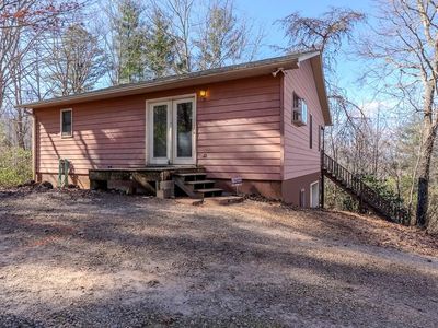 540 Henderson Rd, Franklin, NC, 28734