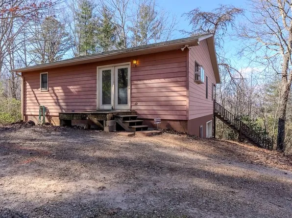 540 Henderson Rd, Franklin, NC 28734