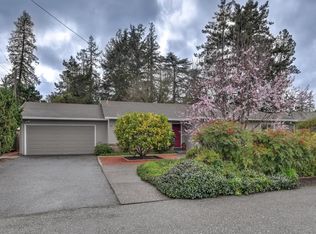 92 Loucks Ave, Los Altos, CA 94022