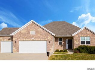 1200 Waldman Ct, O Fallon, IL 62269