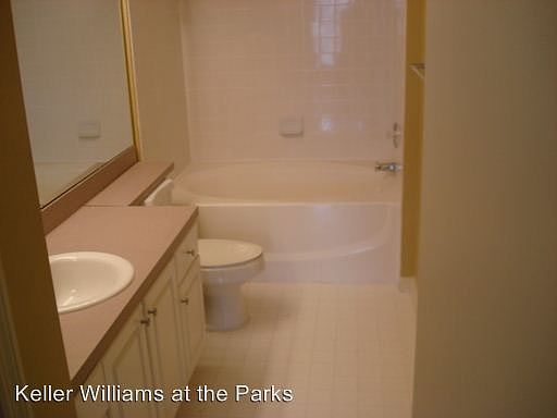 5th image of 5578 Metrowest Blvd #1-204