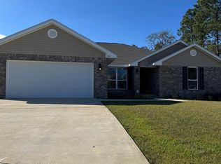 1811 Sunset Maple Rd #28B, Cantonment, FL 32533