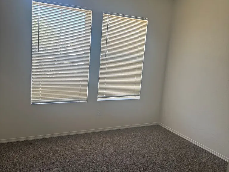 3716 Rancher Loop NE — Photo 17