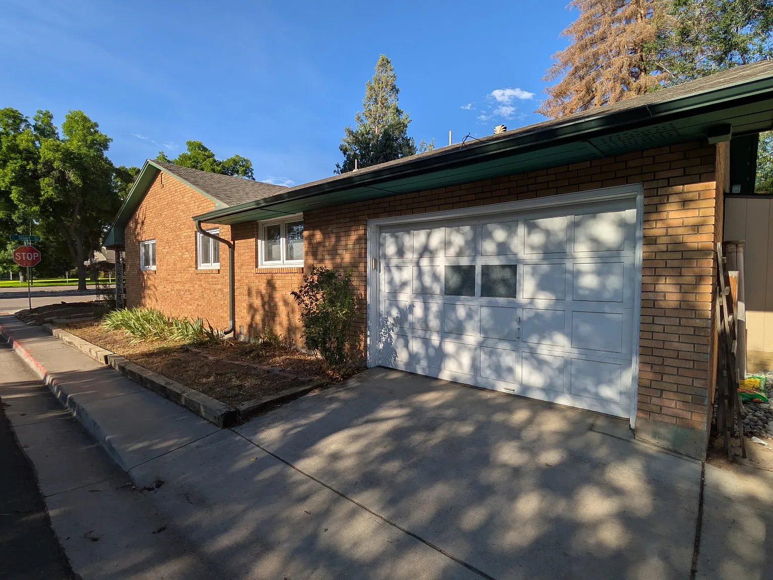 3 bed, 1424 sqft, $2,350 — Photo 4