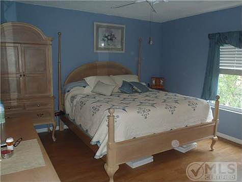 5th image of 6956 Mill Brook Pl