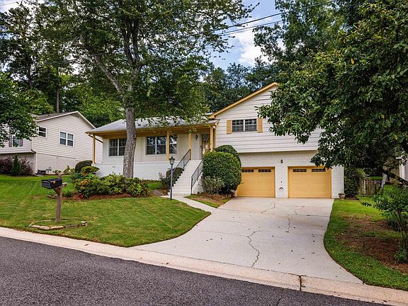 4th image of 2308 Locke Ln