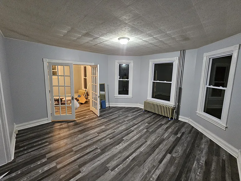 123 E Garfield St — Photo 6