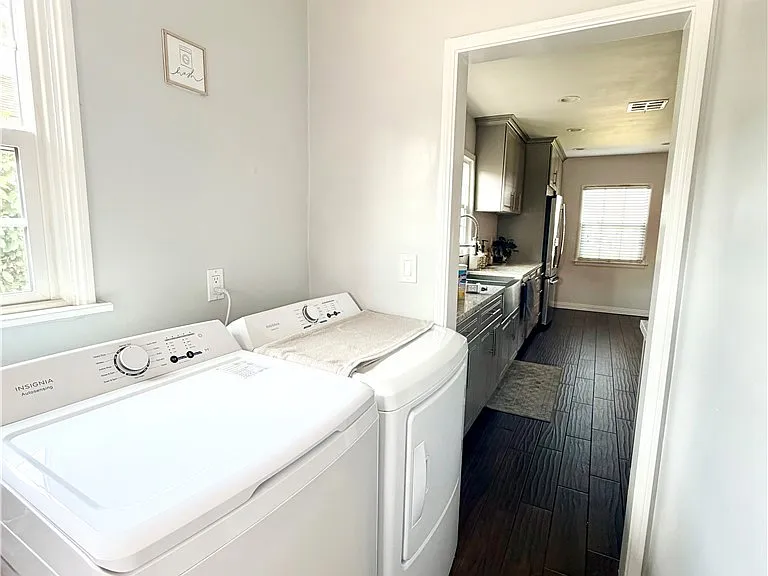 3816 S Victoria Ave — Photo 29