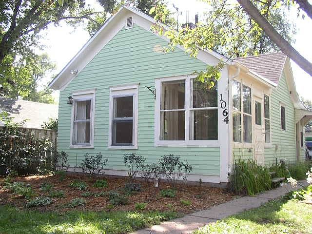 1st image of 1064 Van Buren Ave