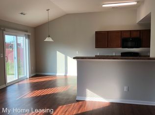 10612 Kempsford Dr, Charlotte, NC 28262