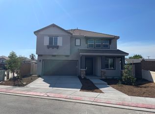 1747 Park Place Ln, Riverside, CA 92501