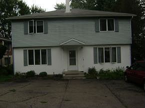 1st image of 520 Ivy Pl