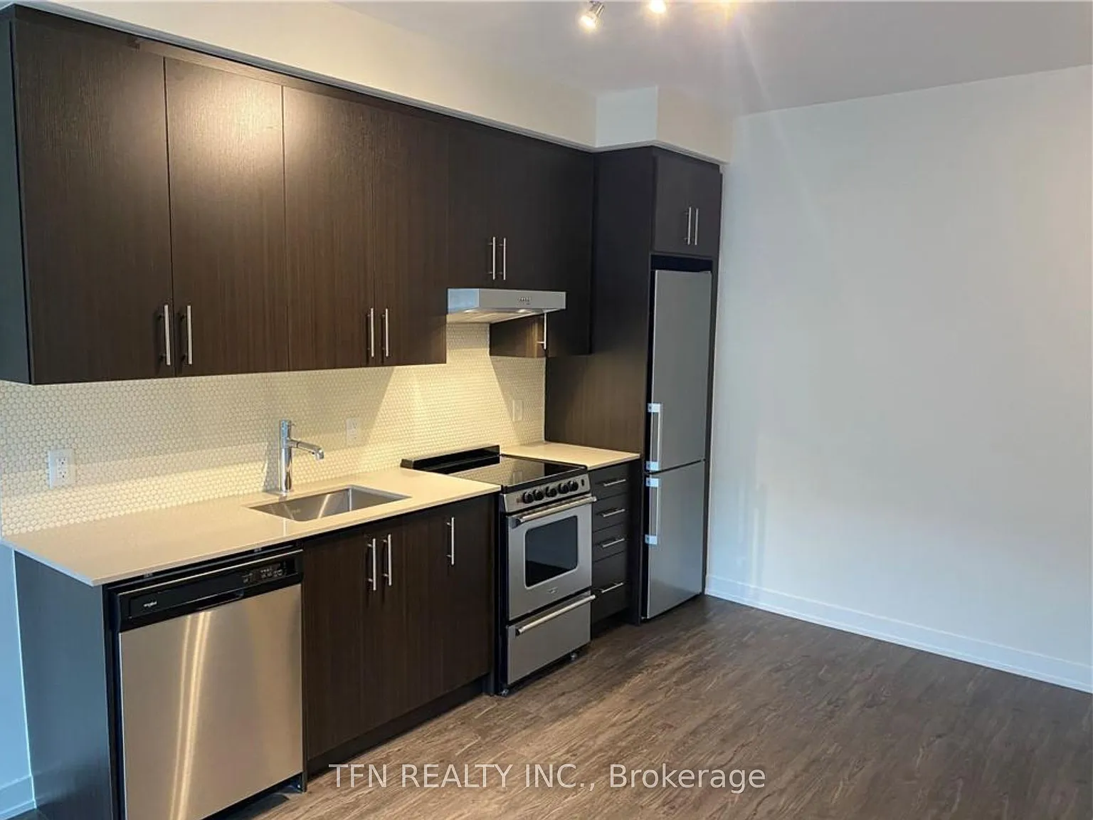 1 bed, $1,699 — Photo 3