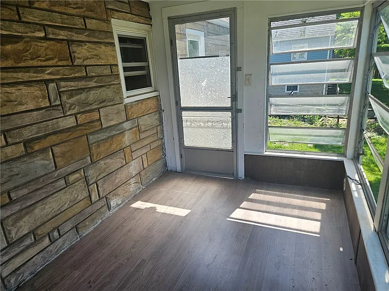 1108 Prescott St — Photo 38