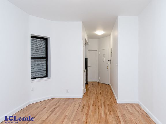 3rd image of 218 E 81st St APT 5D