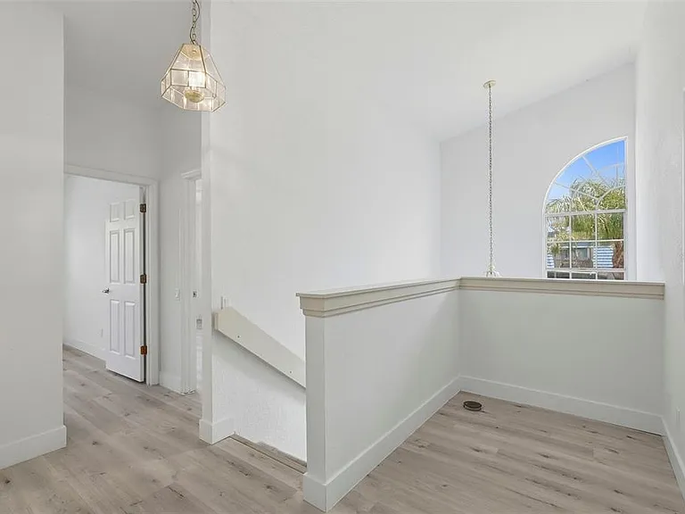 14510 Alejo Ct — Photo 29