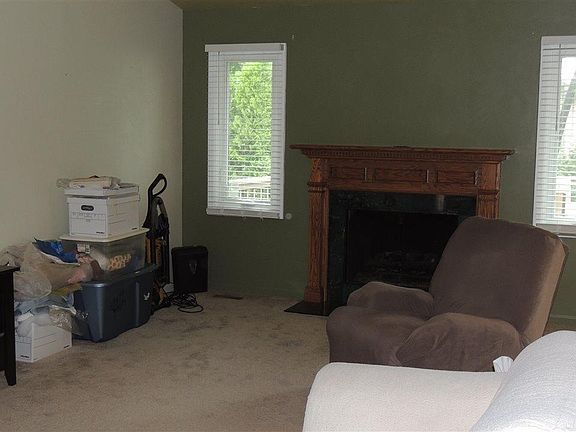 4th image of 16525 Kyla Dr