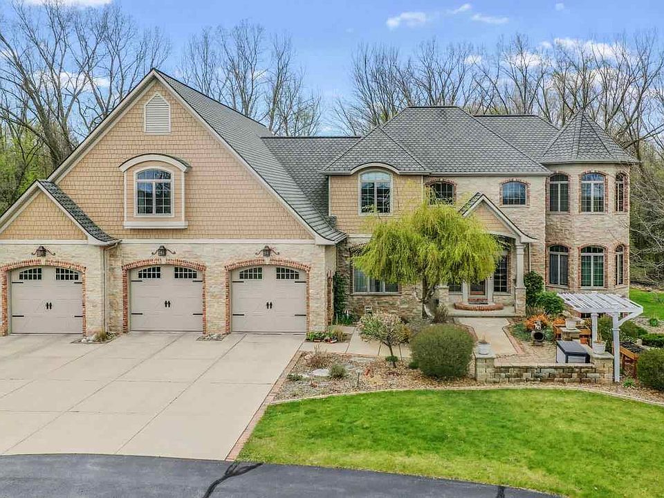2264 Fox Den Ct, De Pere, WI 54115 Zillow