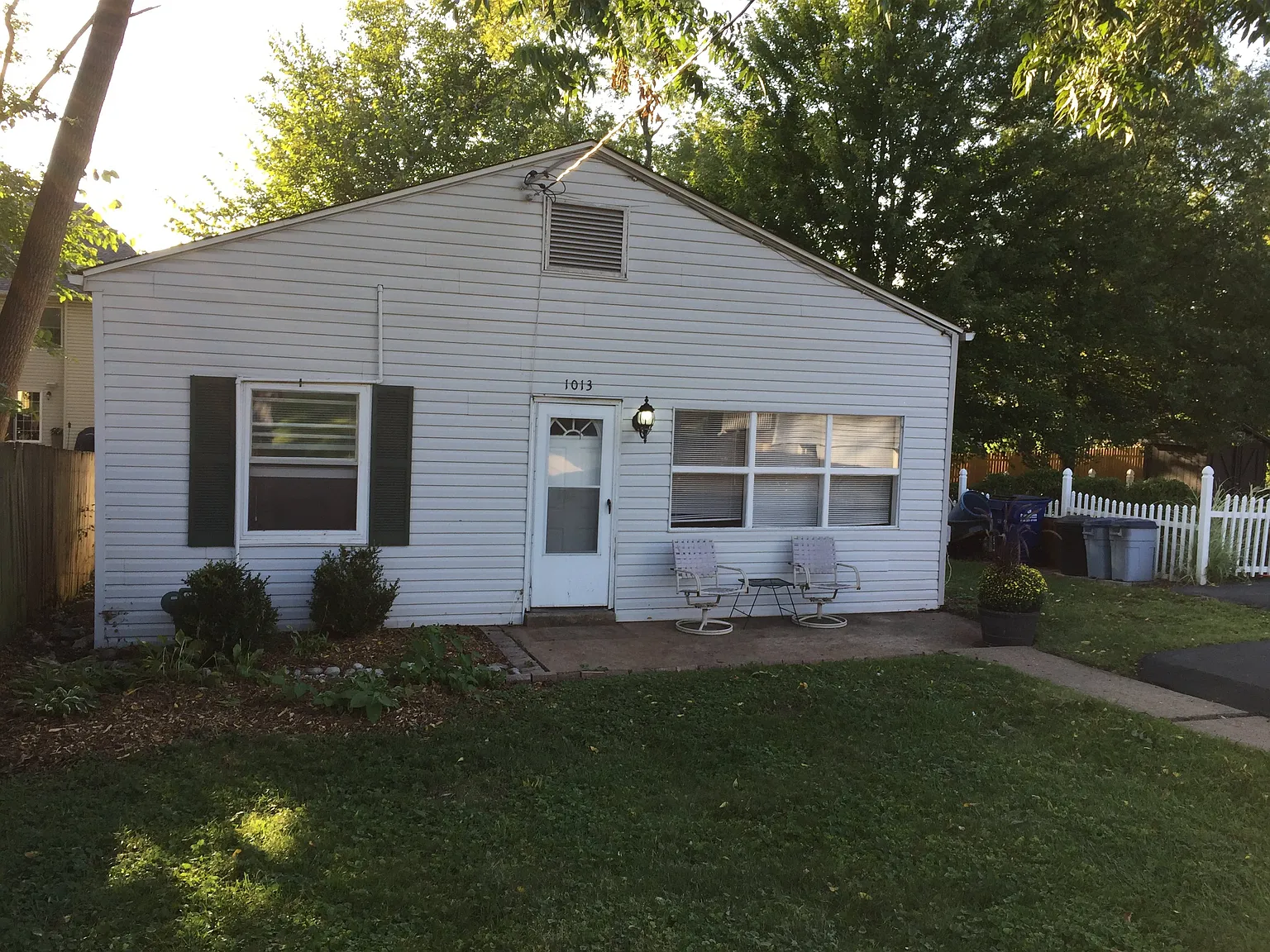 1013 Twin Pine Dr photo 1