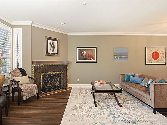 3rd image of 3916 Georgia St