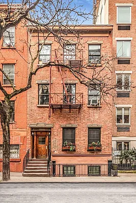 Sold by Sotheby's International Realty | media 15