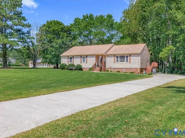 2804 Deer Run Dr, South Prince George, VA 23805