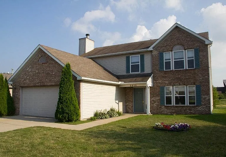 5015 Wolflake Dr — Photo 1