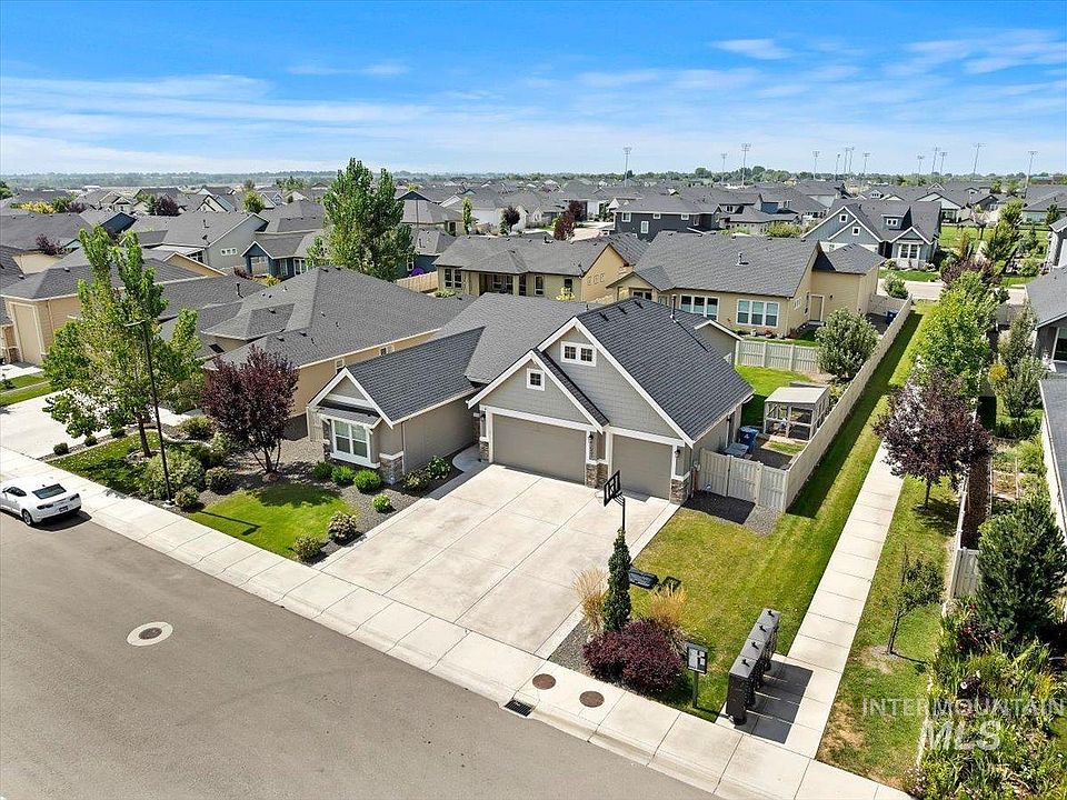 1st image of 1653 Shoal Point Ave