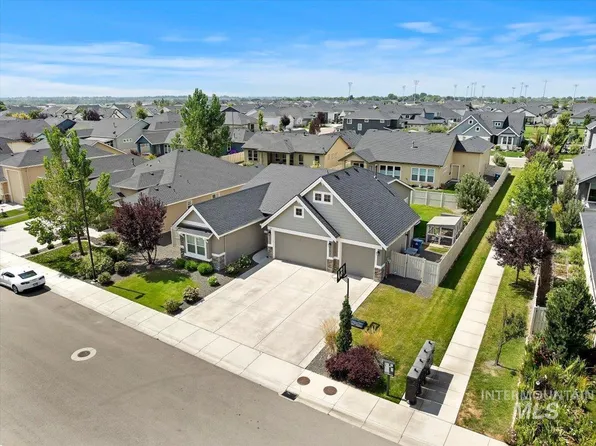 1653 Shoal Point Ave, Middleton, ID 83644