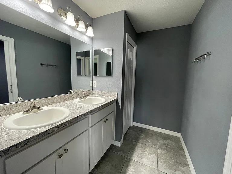 16958 SW 20th Court Rd — Photo 28