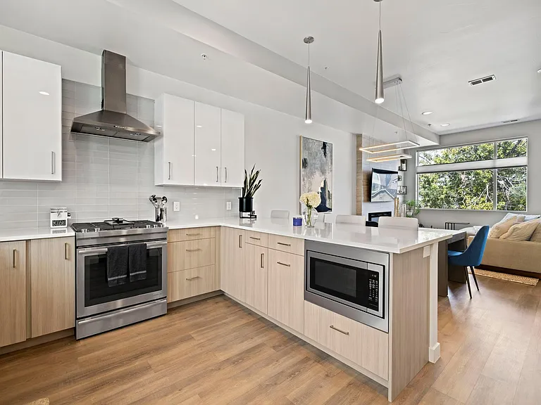 Open Kitchen