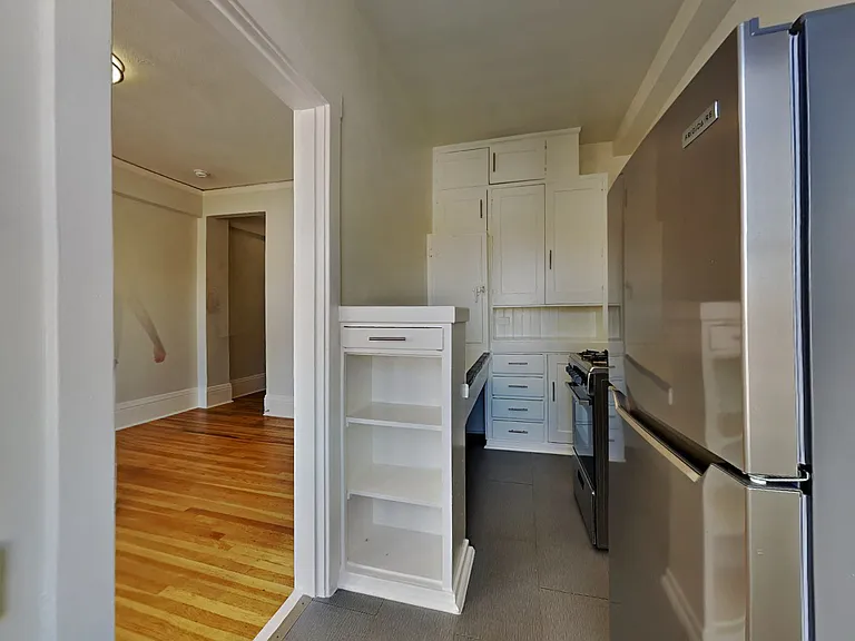 954 Geary St — Photo 33
