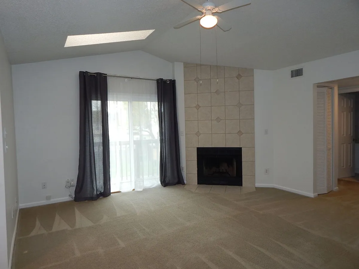 Building Photo - 1407 Rand Ct