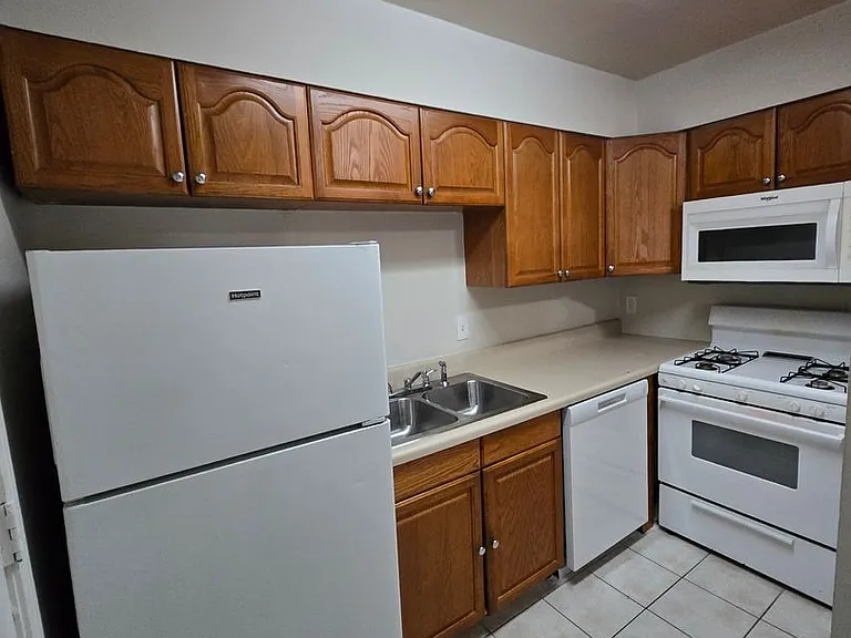 1307 Vinton Ave — Photo 5