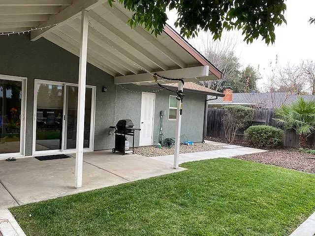 1611 Oak Ave — Photo 12