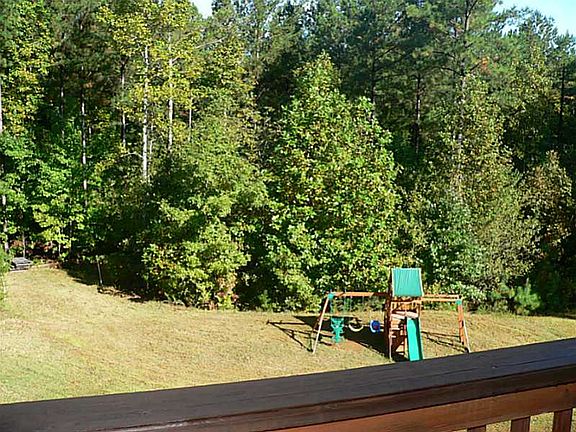 2nd image of 157 Mill Creek Cv
