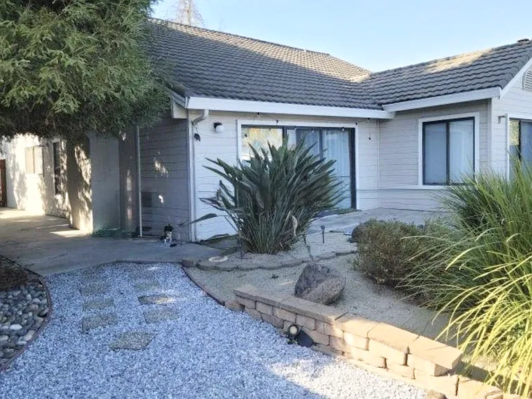 7134 Lighthouse Dr — Photo 1