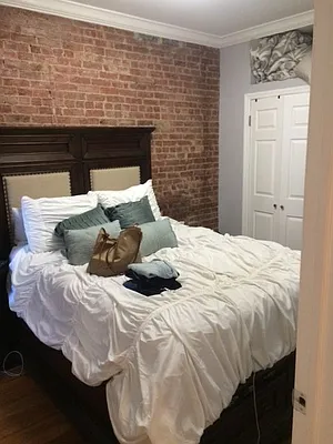 Rented by Meraki Realty LLC | media 13