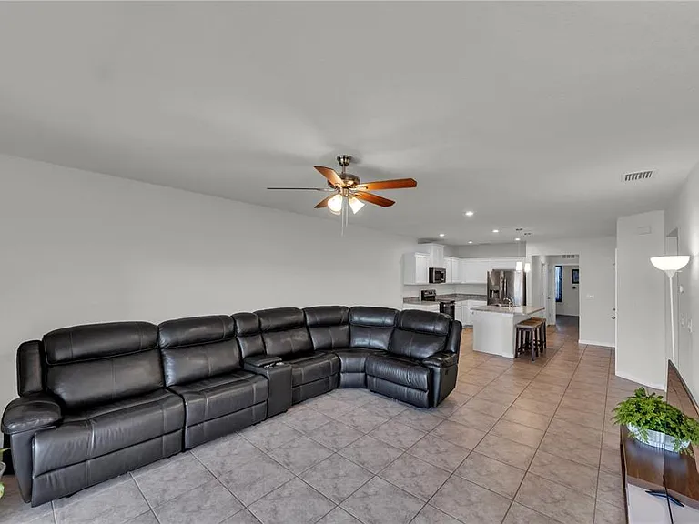 18276 Turning Leaf Cir — Photo 18
