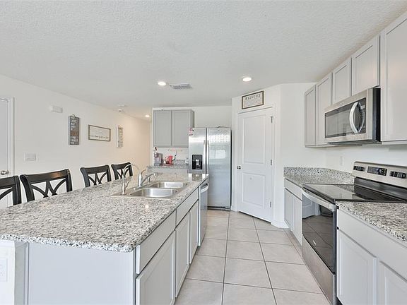 5th image of 5244 Fiddle Fig Ave