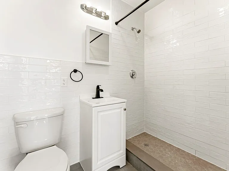 185 Utica Ave #D — Photo 10