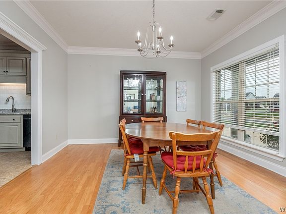 5th image of 4517 Carroll St
